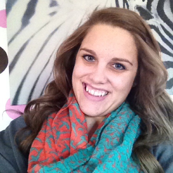 Profile Picture of Brandi Creger (@brandi_013) on Poshmark