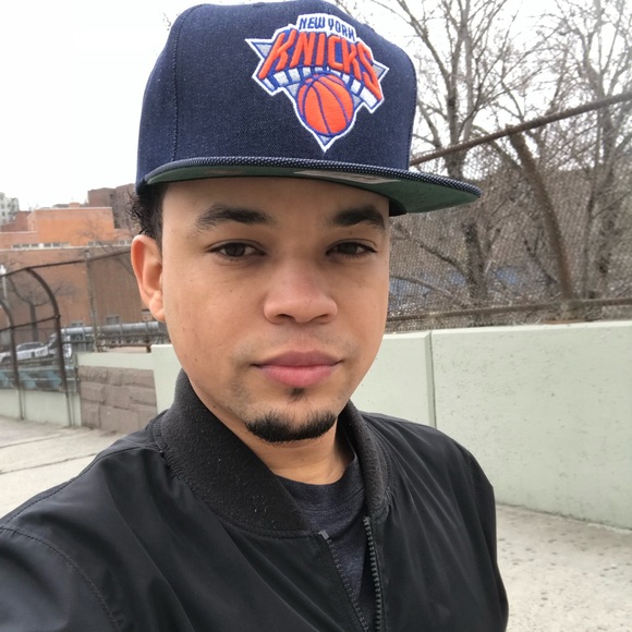 Profile Picture of Ededuardo emilio Peralta torres (@eduardo2289) on Poshmark