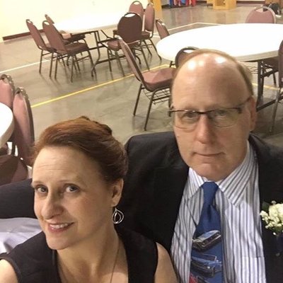 Profile Picture of Lori Campbell (@arubacat) on Twitter