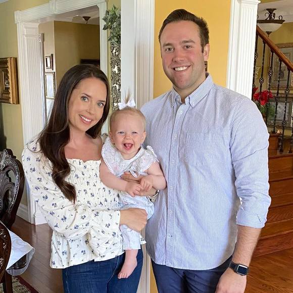 Profile Picture of Sylvia Dewildt (@sylviadrag) on Poshmark