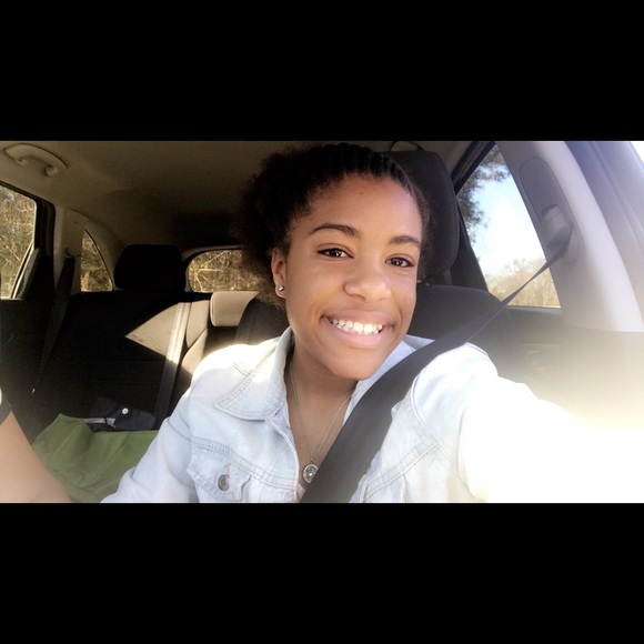 Profile Picture of Aliyah Chasten (@aliyahchasten) on Poshmark