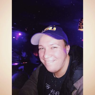 Profile Picture of Travis Dickson (@TravisDickson15) on Twitter