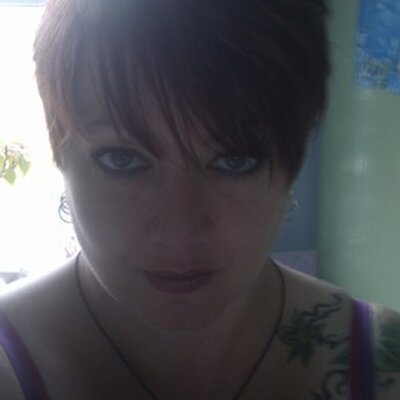 Profile Picture of Lisa Weller (@willow2012) on Twitter