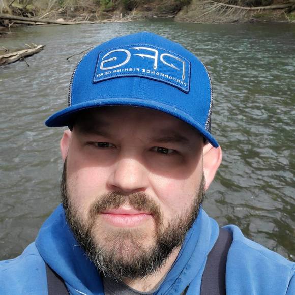 Profile Picture of Jeff Hicks (@jeffhicks047) on Poshmark