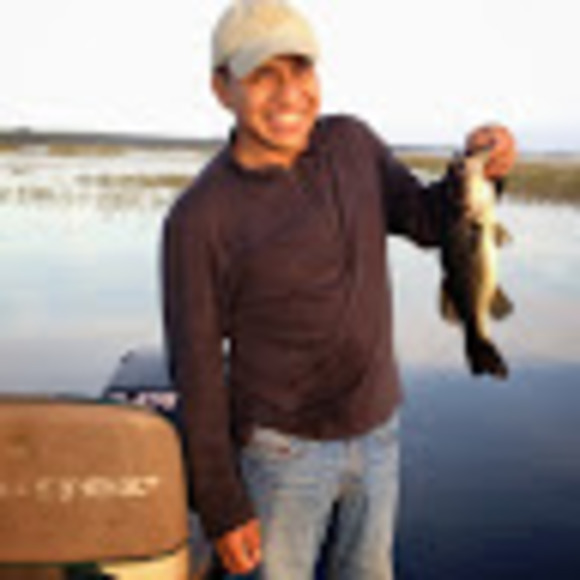 Profile Picture of Artemio Ramirez (@artemioramir507) on Poshmark