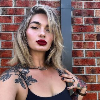 Profile Picture of 🖤Anna Michelle Coke 🖤 (@annamichellecoke) on Instagram