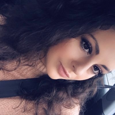 Profile Picture of Amelia Davies (@amelia_davies98) on Twitter