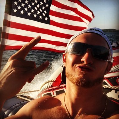 Profile Picture of Brad McDonald (@@bradmcdonald95) on Twitter