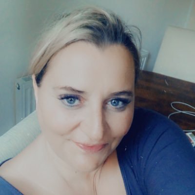 Profile Picture of Andrea Taylor-Webber (@AndreaWebber7) on Twitter