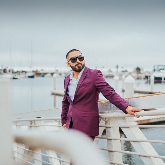 Profile Picture of Omar Solis (@omarsolis03) on Poshmark