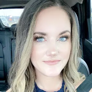 Profile Picture of Ash (@howmuchisyourduckworth) on Tiktok