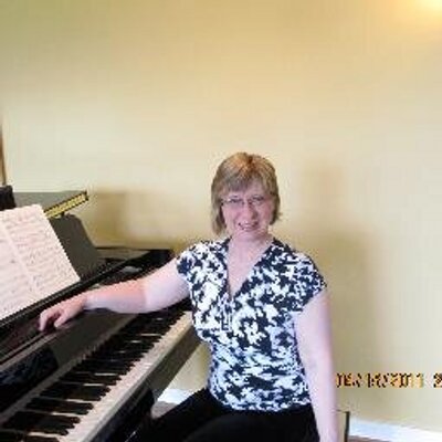 Profile Picture of Barbara Haskell (@barbiealso) on Twitter