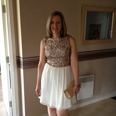 Profile Picture of Louise Floyd (@hop_skip_jump1) on Twitter