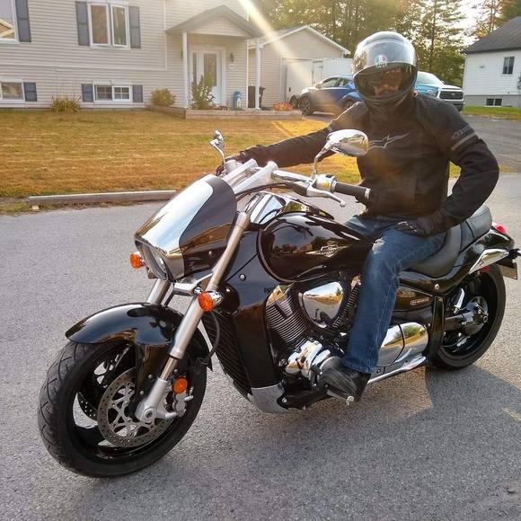 Profile Picture of Gabriel Noel (@moecgab) on Poshmark