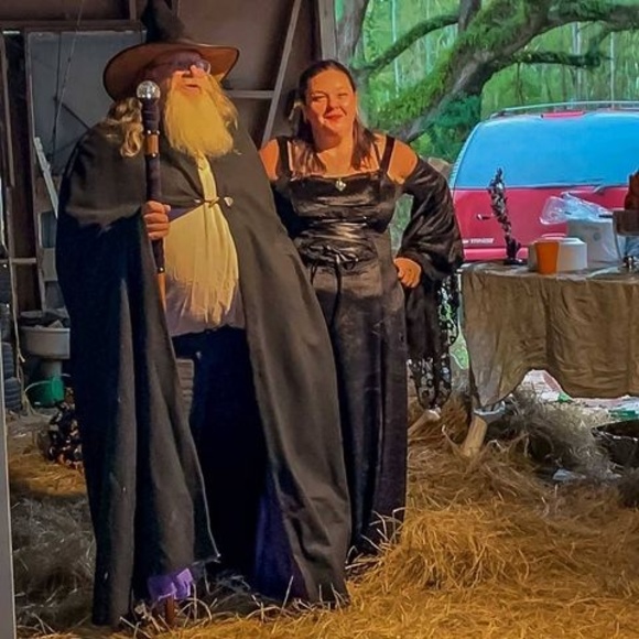 Profile Picture of Luanne Edwards (@luluslovelys) on Poshmark