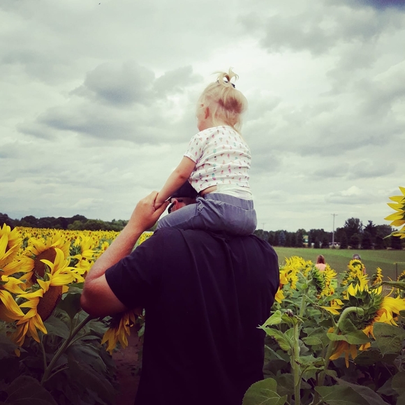 Profile Picture of Hunter Preston (@hunterpreston1) on Poshmark