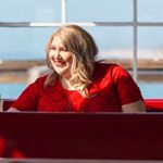 Profile Photo of Amy Schumacher (@lularoeamyfoxystyle) on Instagram