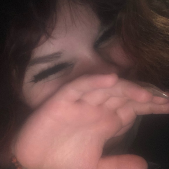 Profile Picture of Dalaney Feuston (@dalaney_feuston) on Poshmark