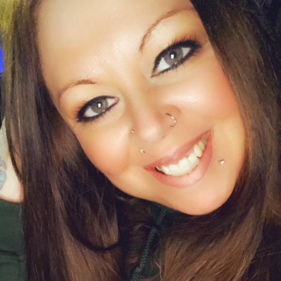 Profile Picture of Monica Fishburn (@imonlyme04) on Poshmark