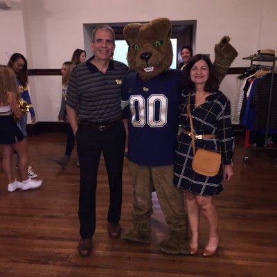 Profile Picture of Cindy Henderson (@Pittpanthergirl) on Twitter