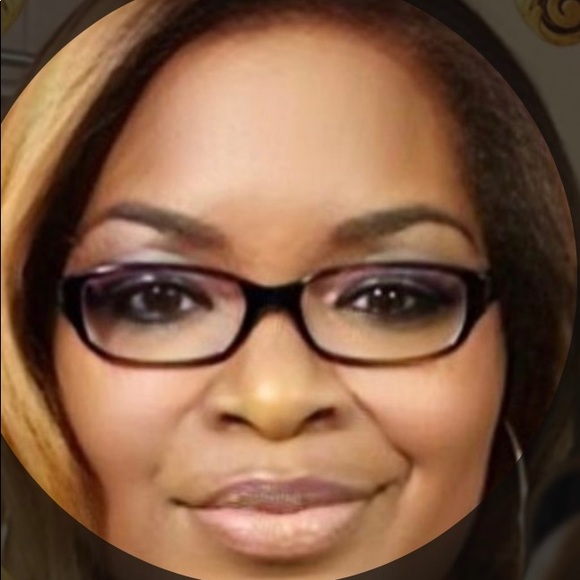 Eulanda Scott-shingleton - Poshmark Profile Picture of Eulanda Scott-shingleton (@eulandax3) on Poshmark