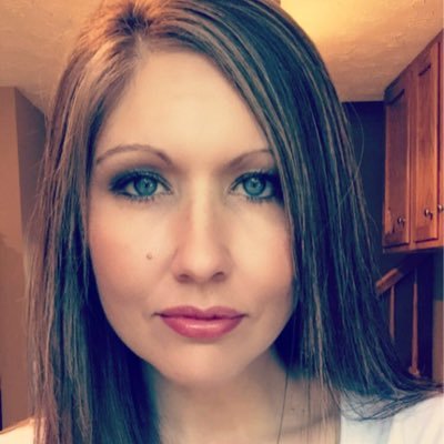 Profile Picture of Rhonda Crawford (@rhondahurt) on Twitter