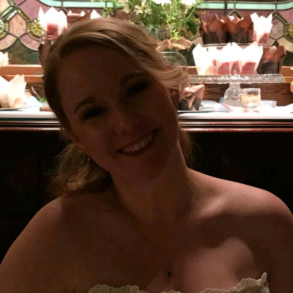 Profile Picture of Kathy jo Kiefer (@kathyjok) on Poshmark