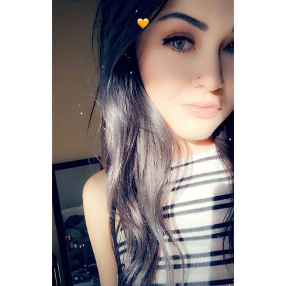 Profile Picture of Haley Kerr (@haley_kerr) on Poshmark