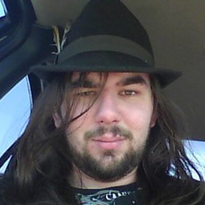 Profile Picture of Joseph Carfora (@SaroenX) on Twitter