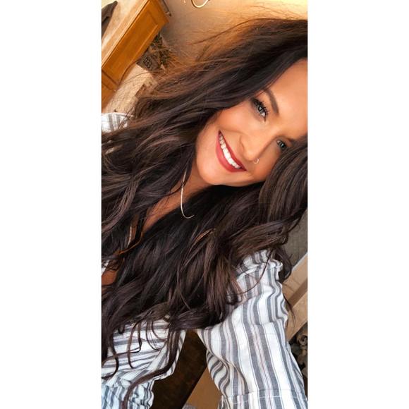 Profile Picture of Lacy Cline (@lacyccline1) on Poshmark