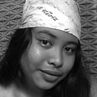 Profile Picture of Crystal Bartolome (@crystal.vinson.15) on Facebook