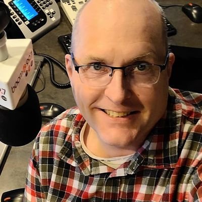 Profile Picture of Dave Nelson 🎙️ (@davenelsononair) on Twitter