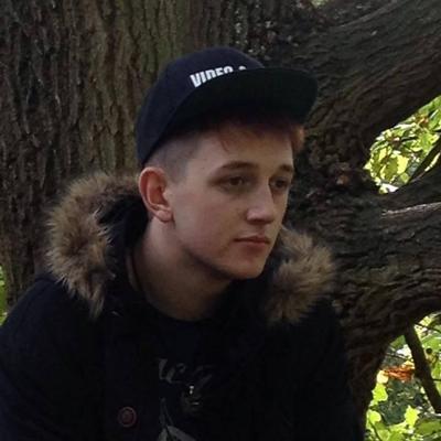 Profile Picture of Dan Simon Teer (@DanForDays) on Twitter