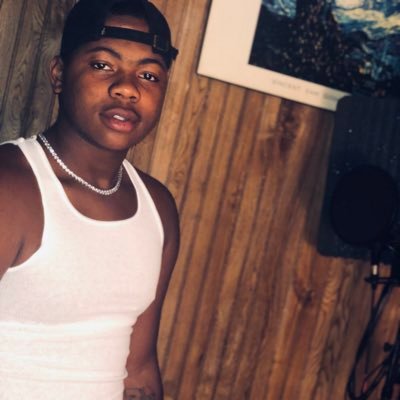 Profile Picture of Matthew Holyfield (@MatthewHolyfie1) on Twitter