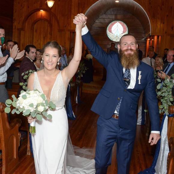 Profile Picture of Tara Domingus (@tdomingus) on Poshmark