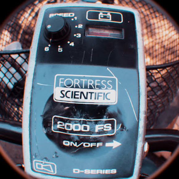 Profile Picture of Robins tear Goldsmith (@rgoldsmi3206) on Poshmark