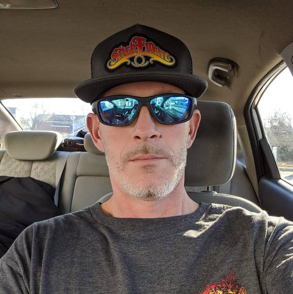 Profile Picture of Kevin Sutherland (@kms62875) on Poshmark