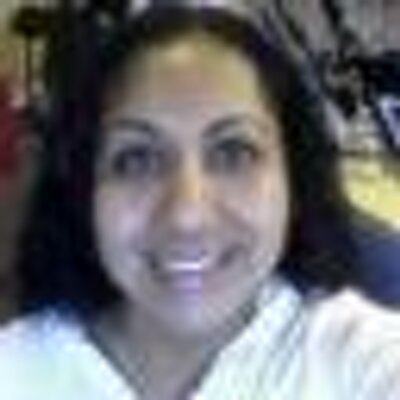 Profile Picture of Lori Zamora Lopez (@mrs1042) on Twitter