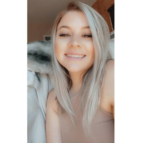 Profile Picture of Marina Prest (@prest_marina) on Poshmark
