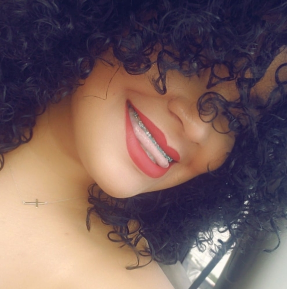 Profile Picture of Eve Jimenez (@nyleve39) on Poshmark