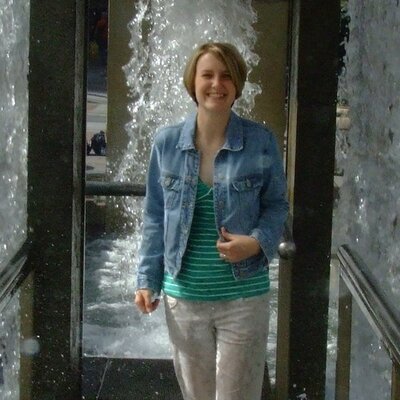 Profile Picture of Ariel Kennedy (@ydennekleira) on Twitter