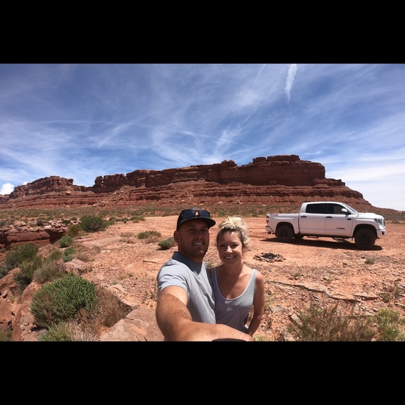 Profile Picture of Erik Snyder (@esnyderr) on Poshmark