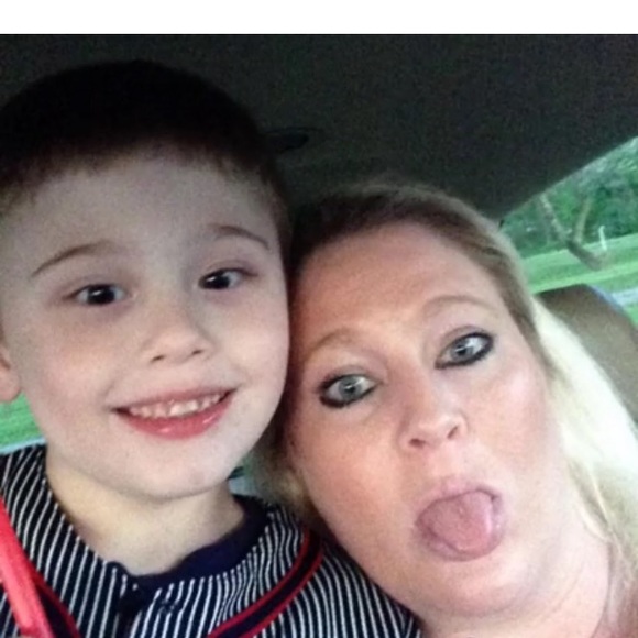 Erica Roae - Poshmark Profile Picture of Erica Roae (@erica7088) on Poshmark