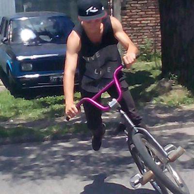 Profile Picture of Ian Acosta (@ianacosta11) on Twitter