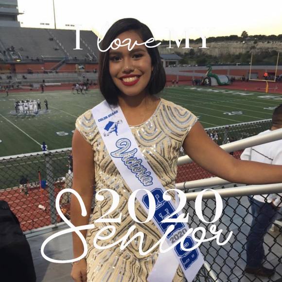 Profile Picture of Deborah Brieno (@deborahbrieno) on Poshmark