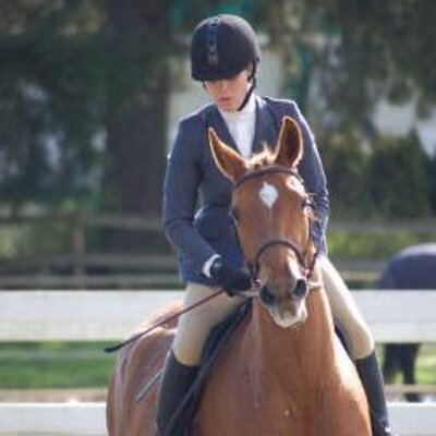 Profile Picture of Amy J (@AmyJackovich) on Twitter