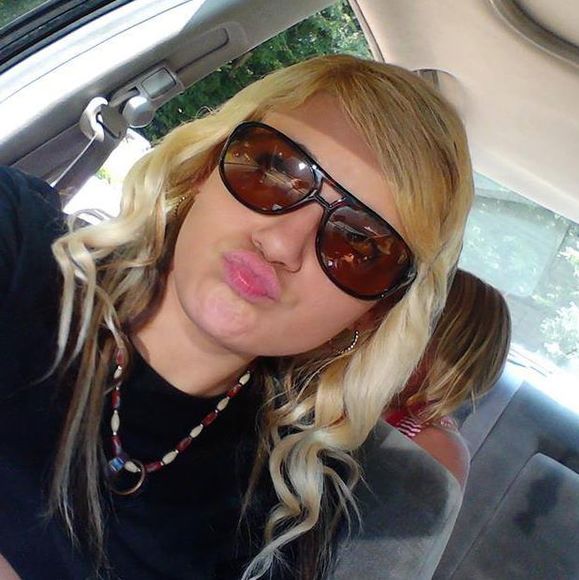 Profile Picture of Kellie Scruggs (@kasjmeg) on Poshmark