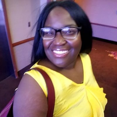 Profile Picture of Rhonda Moore (@rhondagate) on Twitter