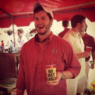 Profile Picture of Michael Sheely (@MaryKateSheely) on Twitter