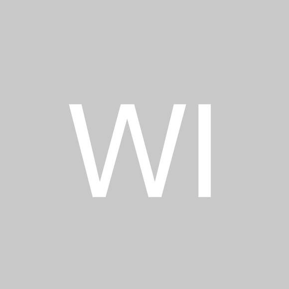 Profile Picture of Woodelyne Ifrene (@bxddylynn) on Poshmark